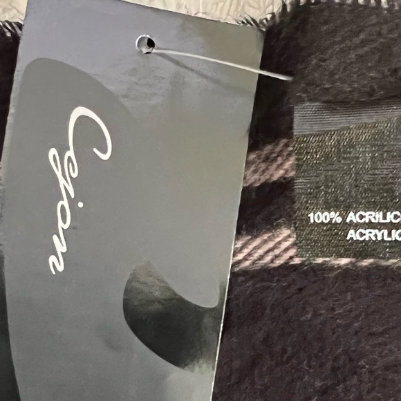 Cejon-Twisted Fringe Plaid Oblong Scarf-Made in Italy-NWT - Picture 4 of 4